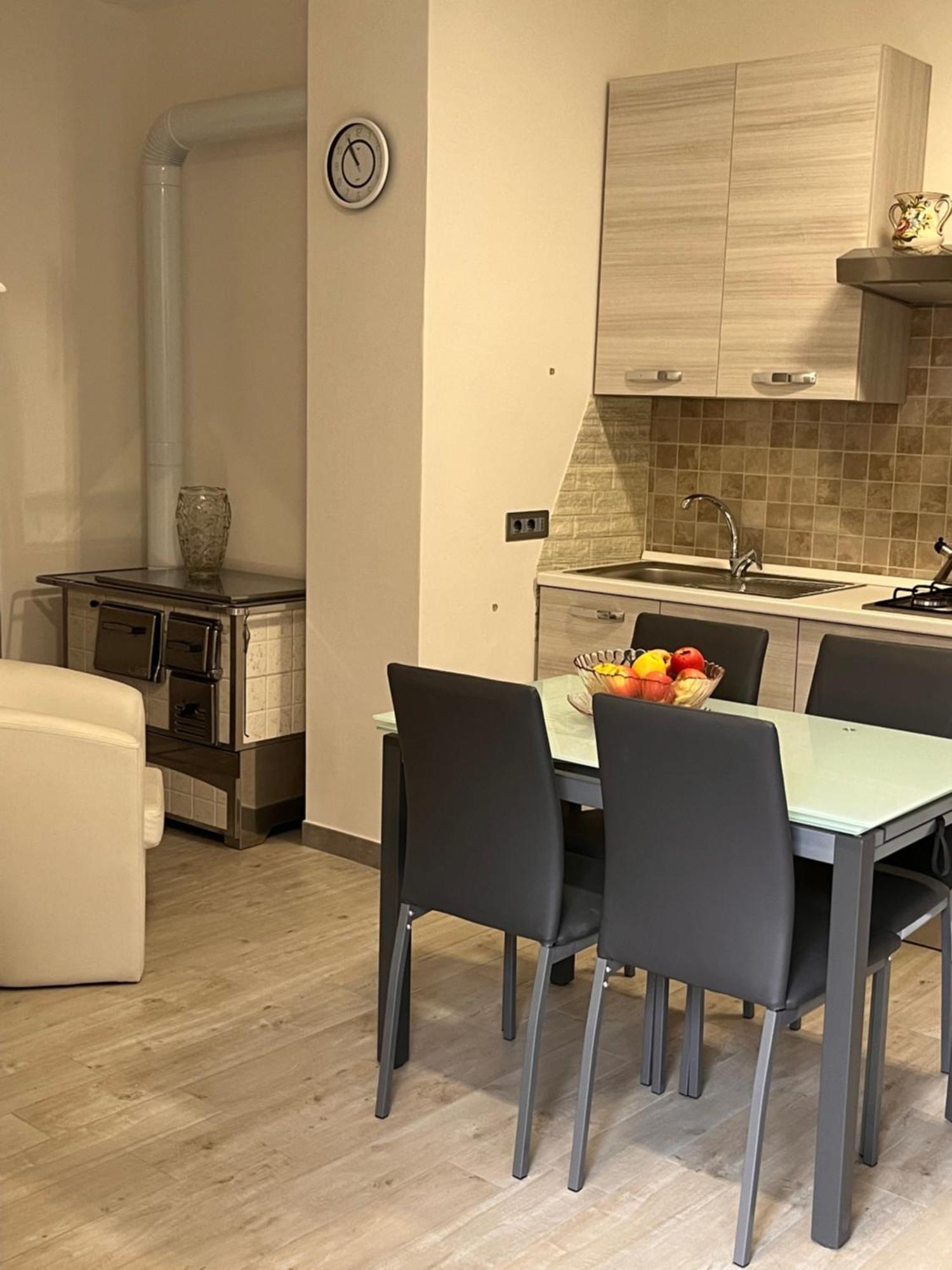 Casa Mario Apartment Riva del Garda Exterior photo